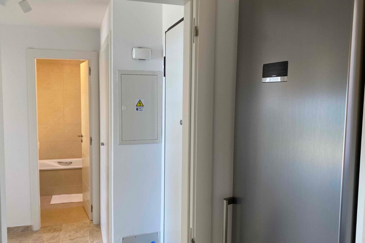 Se alquila apartamento de 1 dormitorios en Puerto de Santiago en el complejo residencial Playa Negra