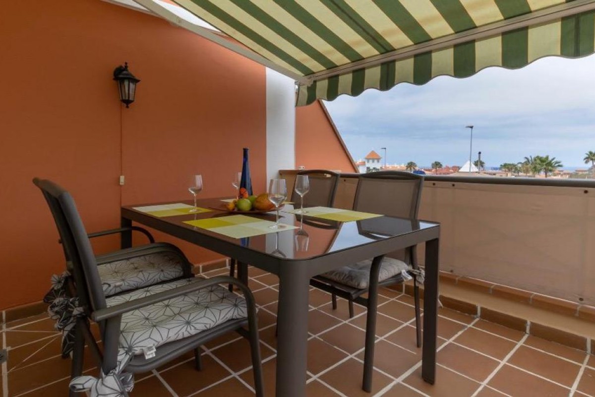 1-bedroom apartment for rent in the area of El Duque (Costa Adeje) in the residential complex El Veril.