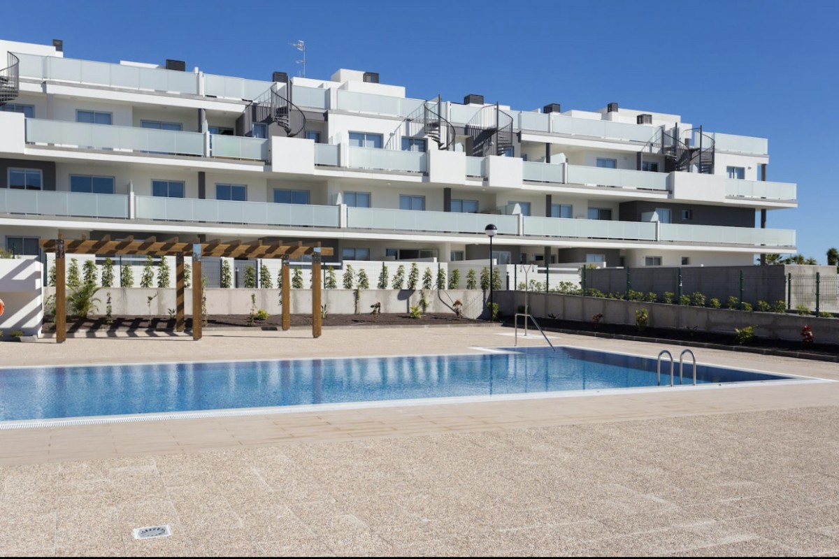 2-bedroom apartment for rent in La Tejita on the first sea line in Las Terrazas residence