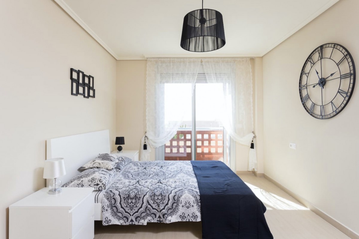 Se alquila apartamento de 2 dormitorios en La Tejita en Residencia Vista Roja