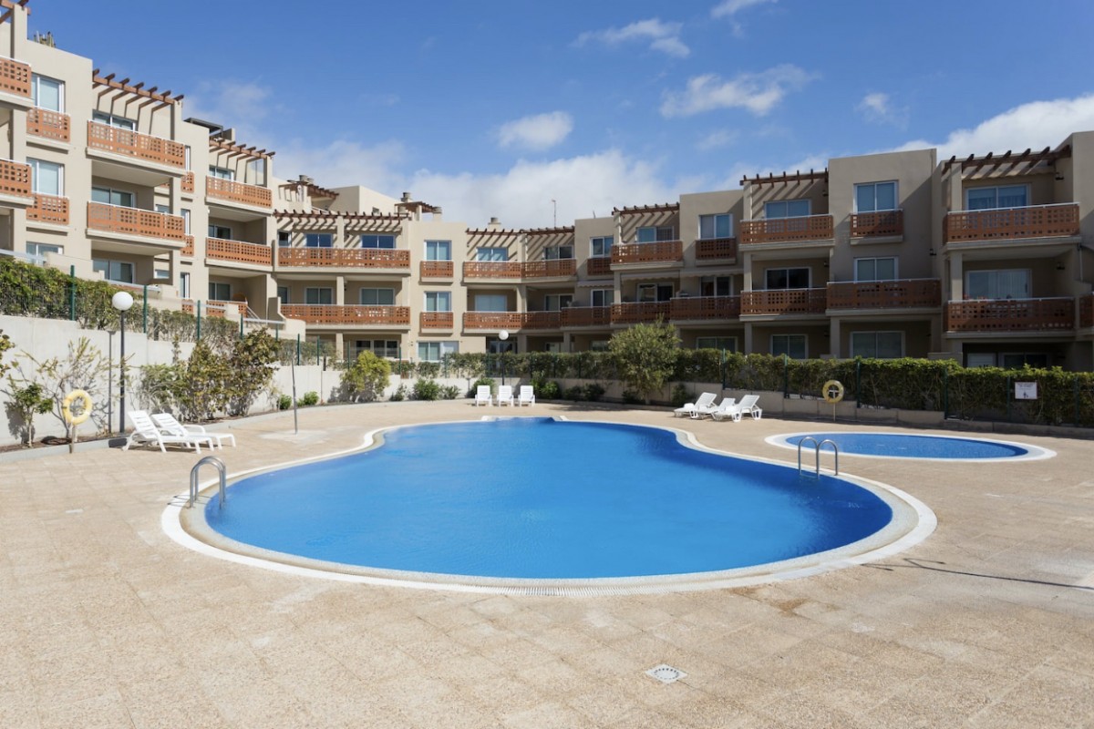 2-bedroom apartment for rent in La Tejita on the first sea line in Vista Roja residence