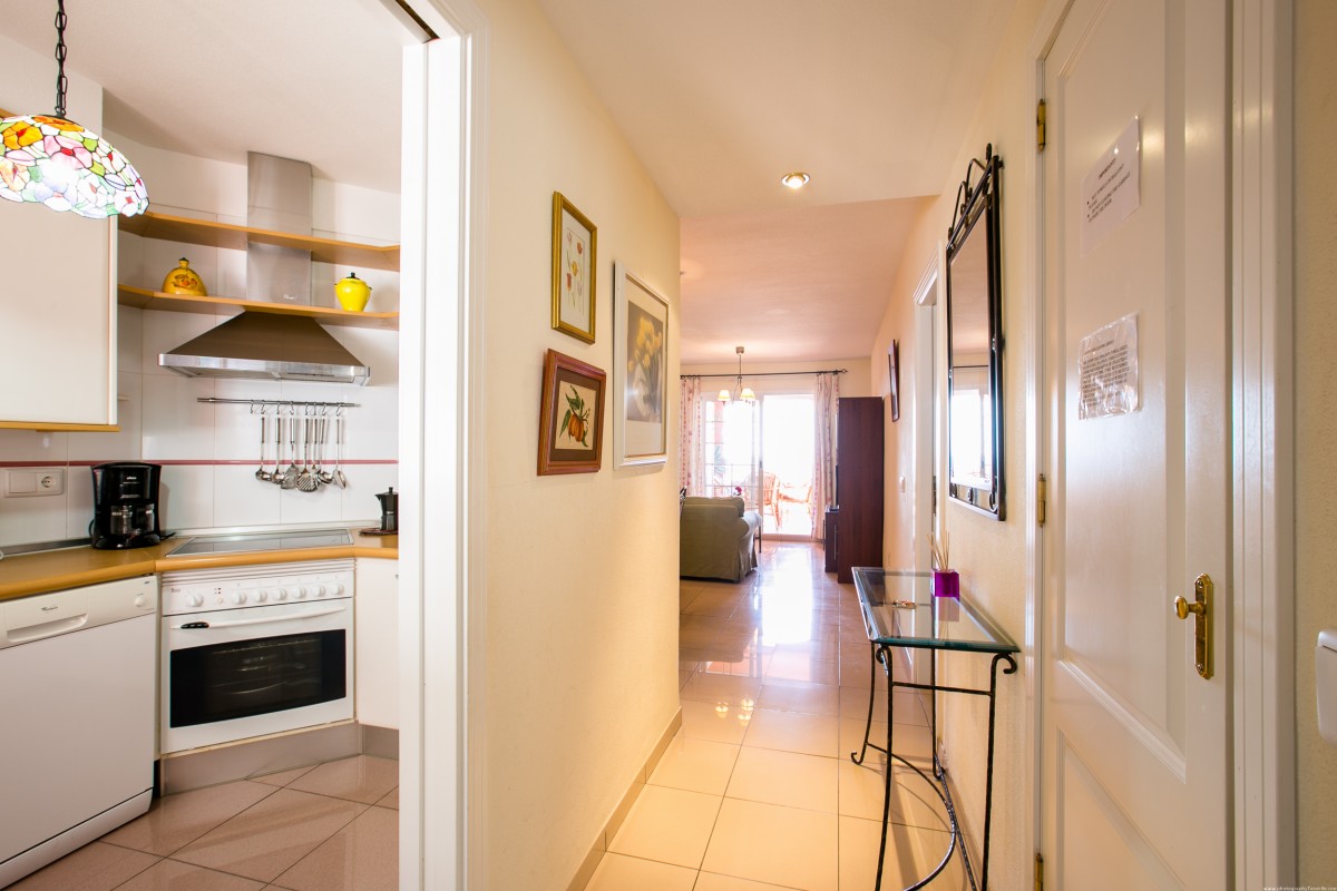 Аренда 2-спального апартамента в фешенебельном районе El Duque (Costa Adeje) в комплексе El Veril.