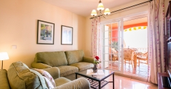 2-bedroom apartment for rent in the area of El Duque (Costa Adeje) in the residential complex El Veril.