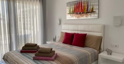 Aренда 2-спального апартамента в Costa Adeje на первой береговой линии в комплексе Altamira